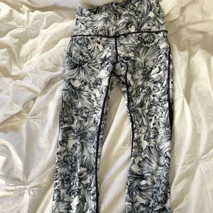 Lululemon Train Times 7/8 Legging 25”